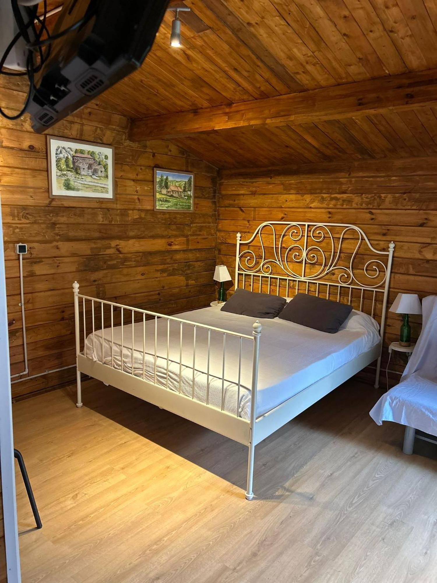 El Franco Camping A Grandella מראה חיצוני תמונה
