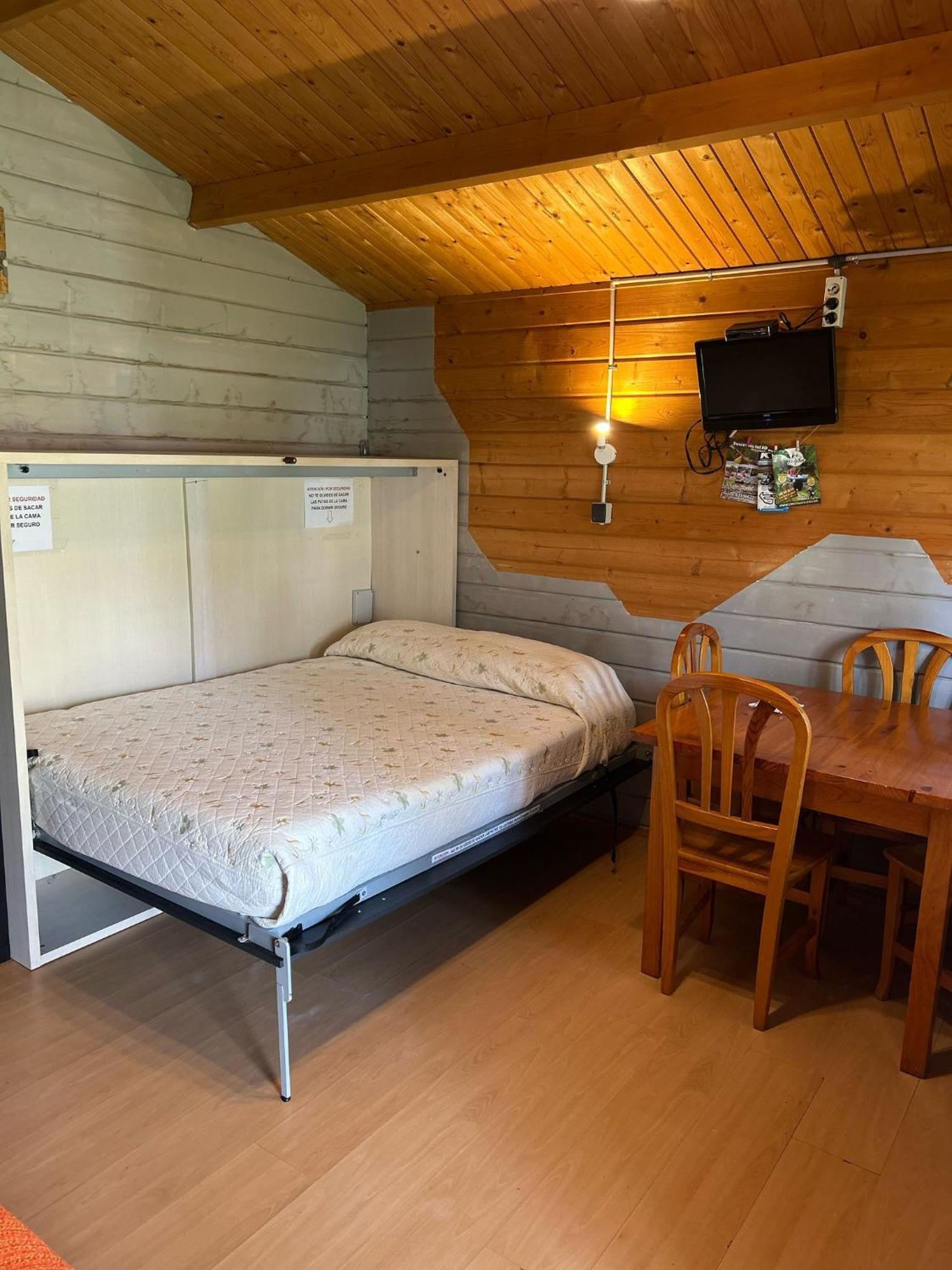 El Franco Camping A Grandella חדר תמונה